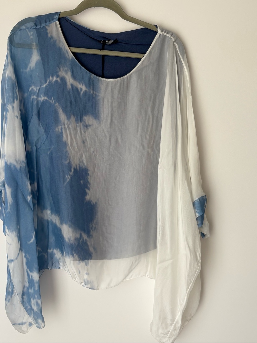 Bella Amore Blue and White Tie-Dye Silk Tunic